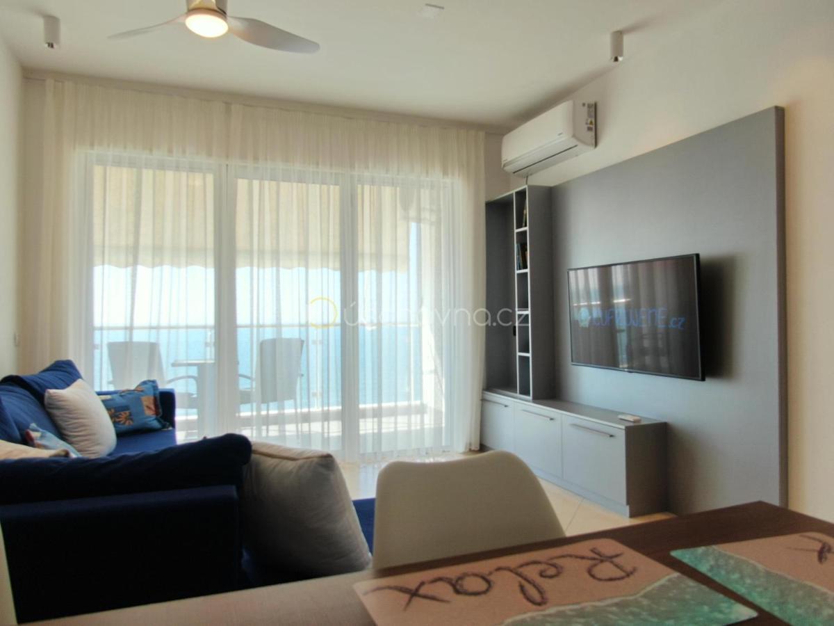 Apartment Cinco 33 Kufrujeme.Cz Dıraç Dış mekan fotoğraf